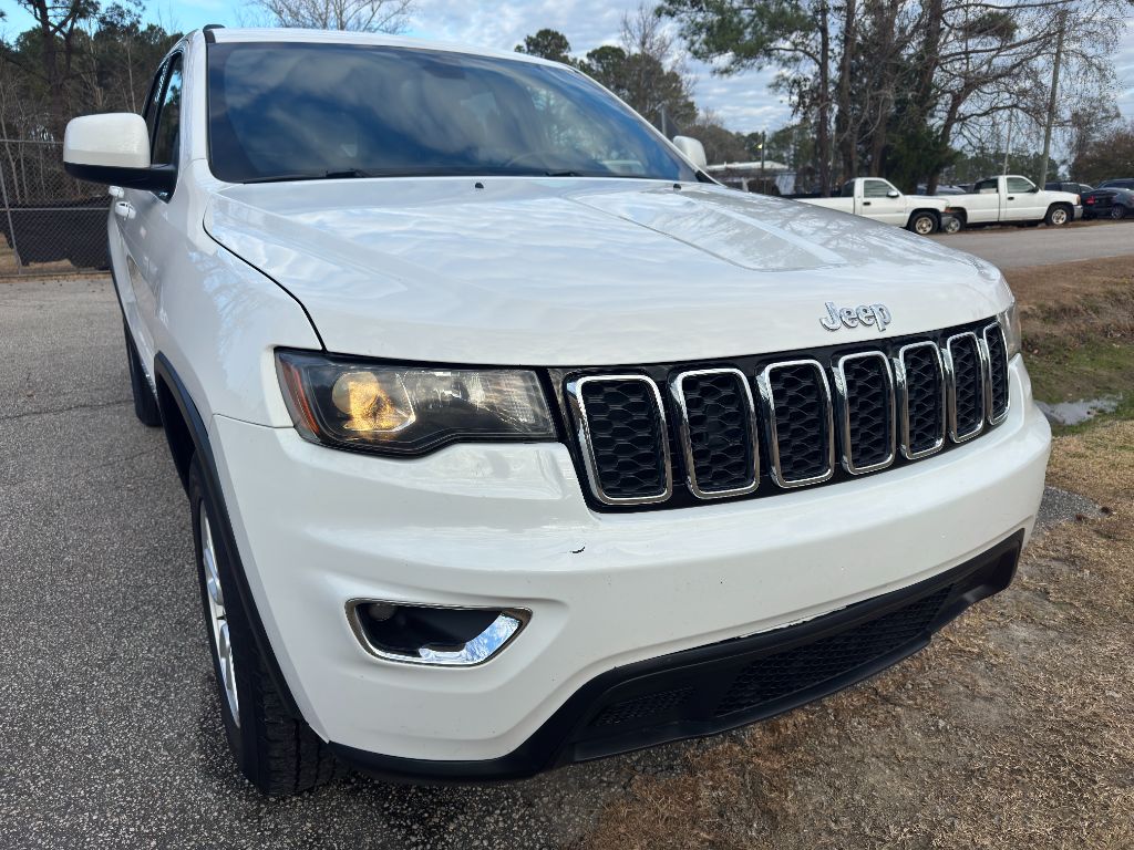 2018 Jeep Grand Cherokee Laredo E's photo