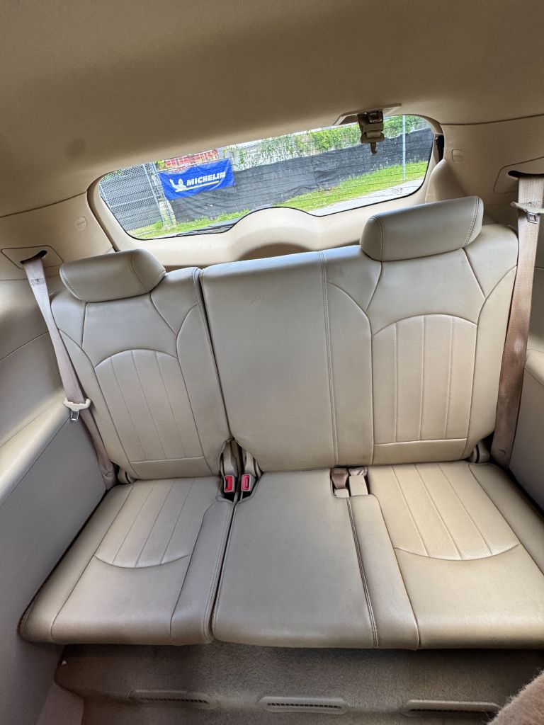 2011 Buick Enclave CXL-2 - Photo 12