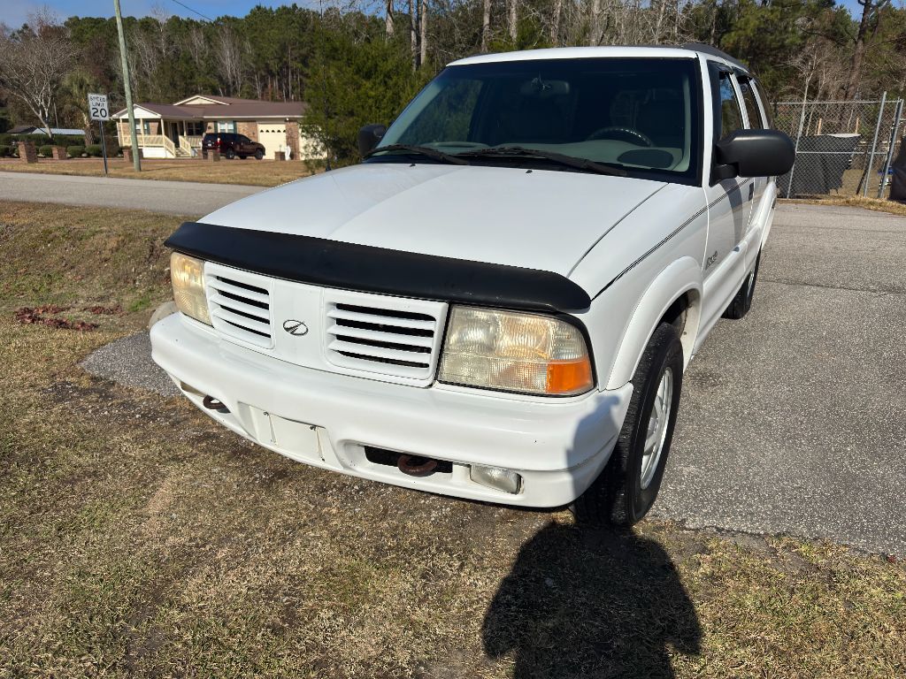 2000 Oldsmobile Bravada Base