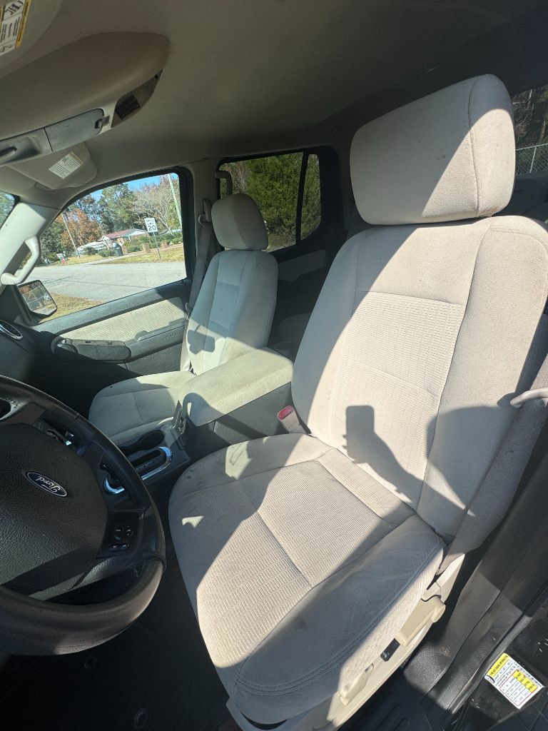 2008 Ford Explorer Sport Trac XLT - Photo 10