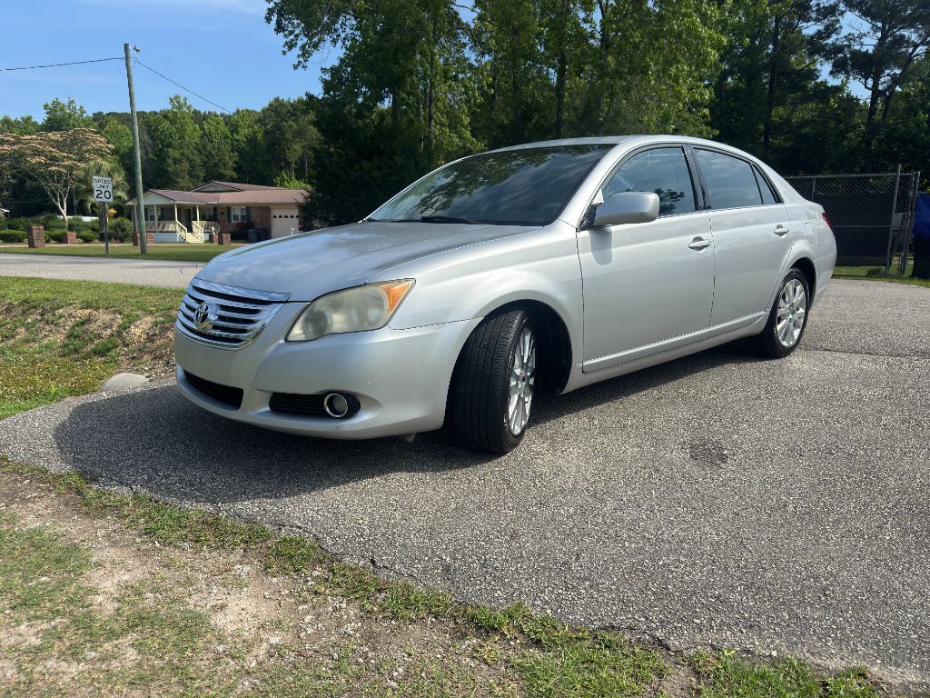 2008 Toyota Avalon's photo